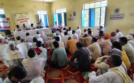 गोविंदगढ़ में रबी सीजन की तैयारी: आत्मा योजना के तहत किसान गोष्ठी में बीज परीक्षण और मृदा स्वास्थ्य पर चर्चा