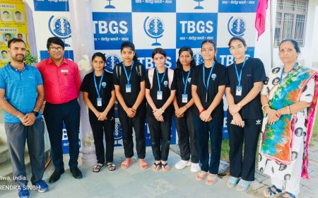 द बोहराज ग्लोबल स्कूल महुवा की एरोबिक्स गर्ल्स टीम राष्ट्रीय स्तर चैंपियनशिप के लिए शिरडी, महाराष्ट्र रवाना