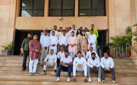 जयपुर में विधानसभा का भ्रमण, बानसूर भाजपा कार्यकर्ताओं ने देखा विधानसभा की कार्यवाही