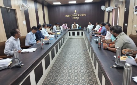 राष्ट्रीय मानवाधिकार आयोग के विशेष पर्यवेक्षक ने अधिकारियों ली बैठक