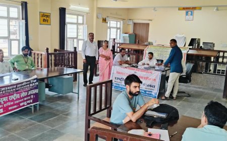 कठूमर में राष्ट्रीय लोक अदालत का हुआ आयोजन: 3012 प्रकरणों का निस्तारण कर 53 लाख 90 हजार रुपए का अवार्ड पारित