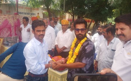 राउमावि बिठिया  में हुआ 'श्रीकृष्ण भोग' का आयोजन