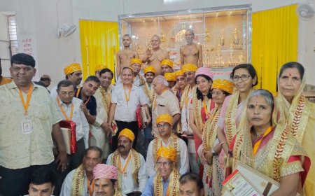 पत्रकार अच्छा लिखते रहें, लगातार  चलती रहे कलम - आचार्य प्रज्ञा सागर