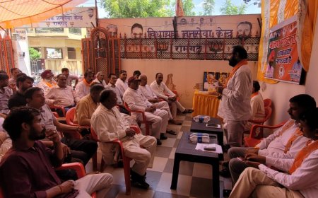 सेवा पखवाड़ा कार्यक्रम के अंतर्गत रामगढ़ विधान सभा के रामगढ़ मंडल में कार्यशाला