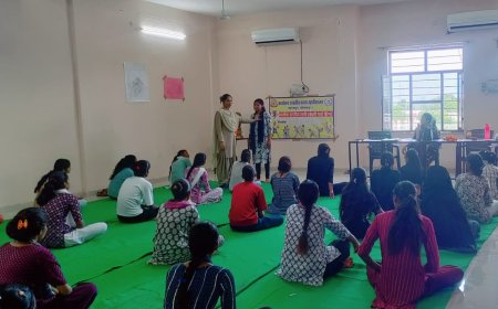 जहाजपुर कॉलेज की बेटियां सीख रही डिजिटल और दमदार आत्मरक्षा के गुर