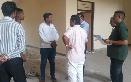 एसडीएम कुम्हार को औचक निरीक्षण में मिला महाविद्यालय का घटिया निर्माण,  ठेकेदार के स्टॉप को सुनाई खरी-खोटी , दिये आवश्यक निर्देश