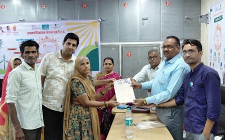 नगर पालिका तखतगढ़ में शहरी सेवा शिविर, विभिन्न योजनाओं एवं लम्बित कार्यों का हुआ निस्तारण