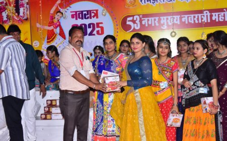 समूचा अर्बुदांचल क्षेत्र गरबा रंग में रंगा :रामझरोखा मैदान में गरबा के साथ गुजरात व मारवाड़ की लोक कला संस्कृति का मिश्रण दिखा