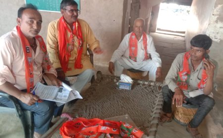 'मन की बात' का 126वां एपिसोडः टिटपुरी में भाजपा कार्यकर्ताओं ने सुना, पीएम मोदी के विचारों की सराहना