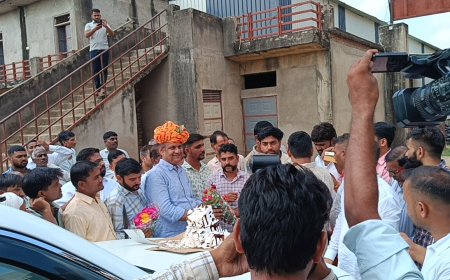 विधायक देवीसिंह शेखावत ने रक्तदान शिविर व गौशाला में मनाया जन्मदिन