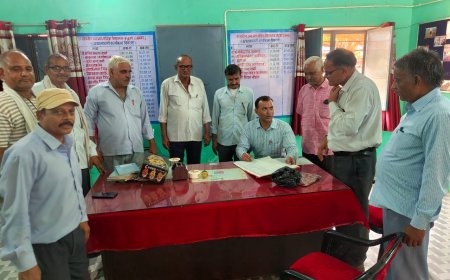 राजकीय उच्च माध्यमिक विद्यालय कठूमर में कार्यरत  व्याख्याता उमेश चौधरी ने संभाला उप प्रधानाचार्य का पदभार