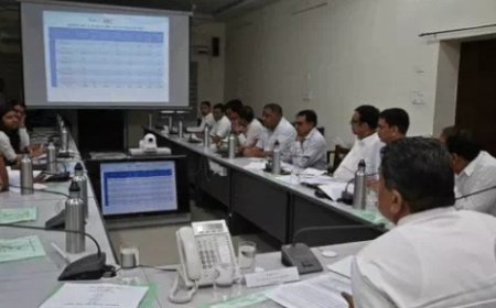 मंत्री गोदारा ने अधिकारियों से कहा- 'अपात्र लोग नहीं हटाए तो सस्पेंड कर दूंगा': ईमानदारी से काम करेंगे वही विभाग में रहेंगे