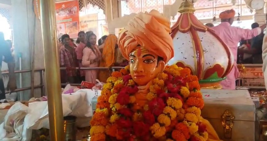 लोक देवता बाबा भरतरी के धाम पर सोमवार को भी श्रद्धालुओं की भीड़