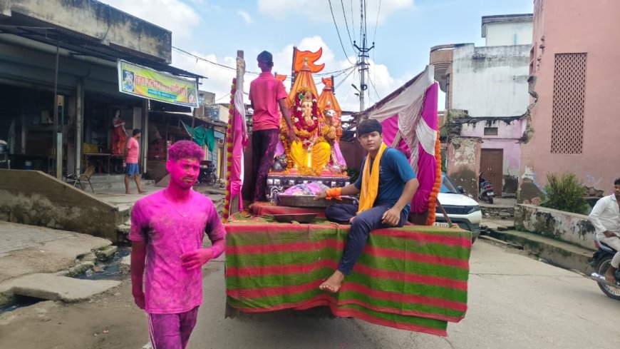 धूमधाम से किया गणेश प्रतिमाओ का विसर्जन