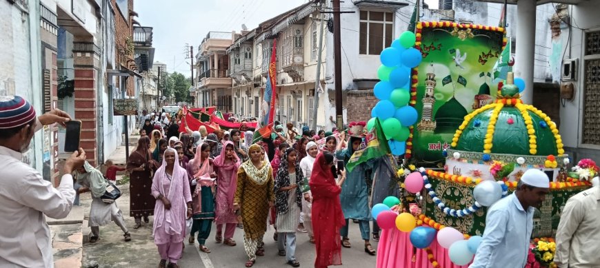 तखतगढ़ में ईद मिलादुन्नबी का शानो-शौकत से जुलूस निकाला