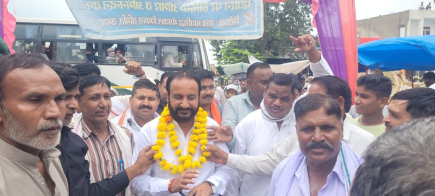 रामगढ़ विधायक सुखवंत सिंह ने दिखाई कलश शोभायात्रा को हरी झंडी,   जगह-जगह हुआ भव्य स्वागत