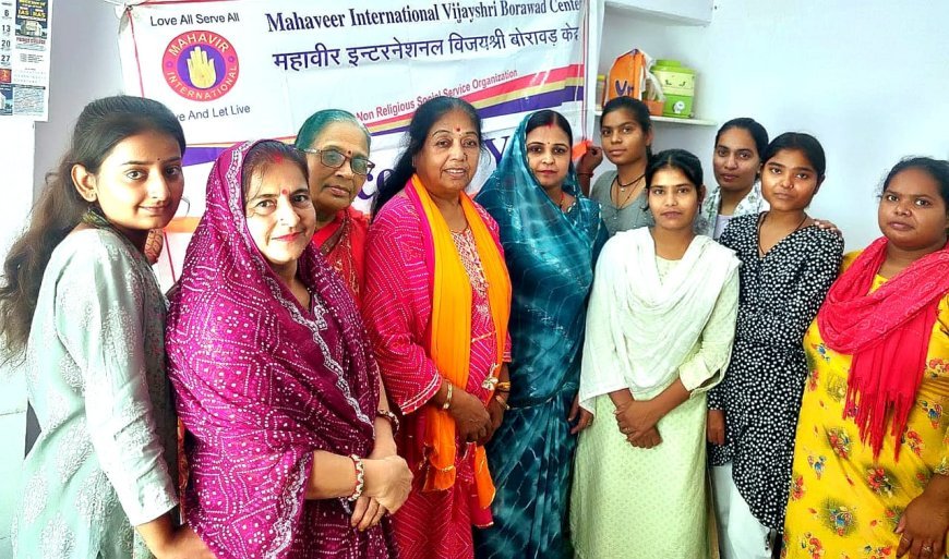 नि:शुल्क सिलाई प्रशिक्षण केन्द्र का किया शुभारम्भ
