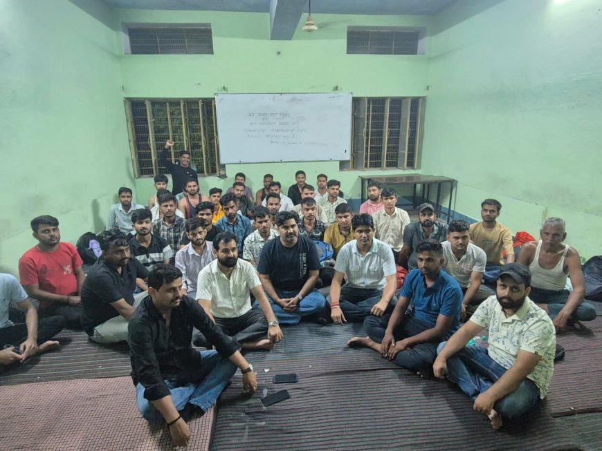 मृतक पुलिस कास्टेबल और उनकी धर्मपत्नी की आत्मिक शांति के लिए रखा मौन, आत्मिक शांति की प्रार्थना