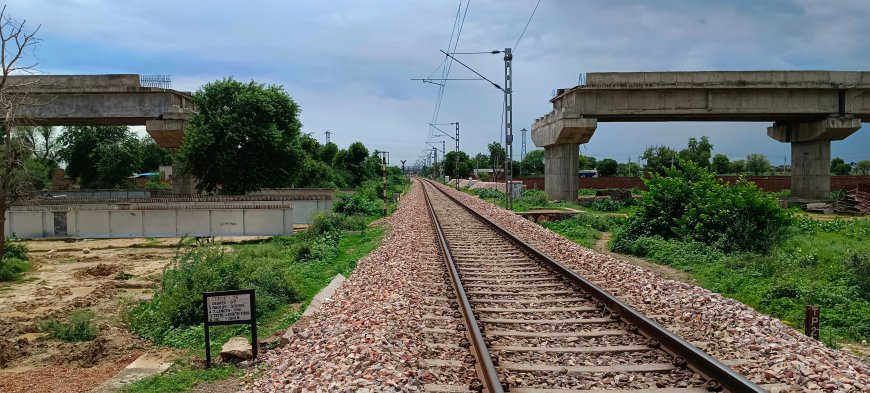 नदबई रेलवे ओवरब्रिज निर्माण शीघ्र पूरा करने की मांग, समृद्ध भारत अभियान के निदेशक सीताराम ने मुख्यमंत्री से किया आग्रह