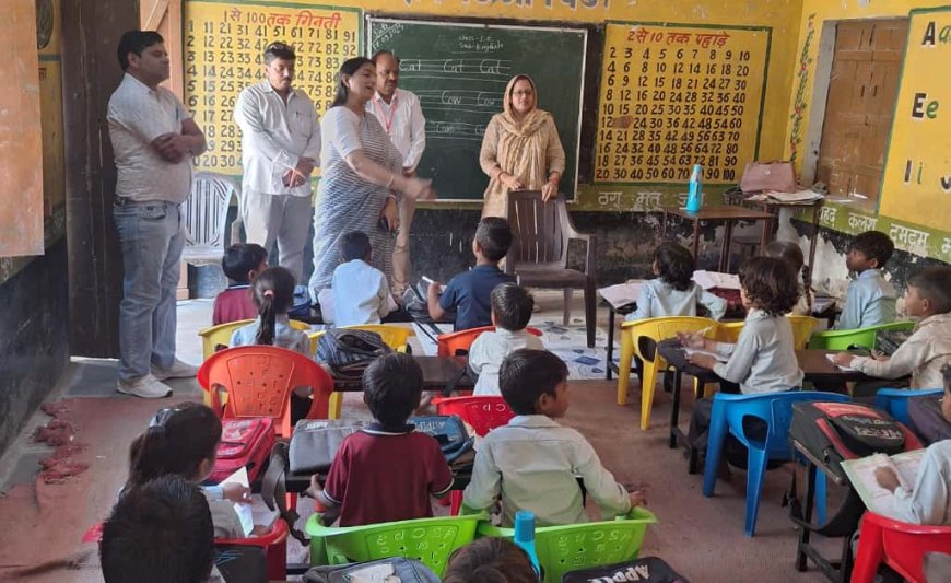 गोविंदगढ़ ब्लॉक के विद्यालयों का शिक्षा विभाग की उपनिदेशक ने किया औचक निरीक्षण