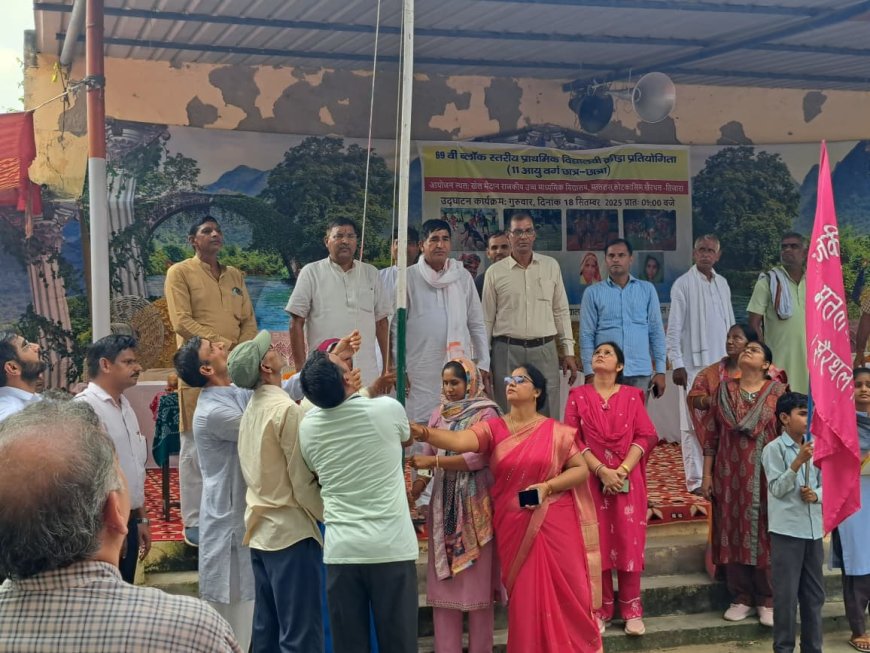 सेवा पखवाड़े में स्वच्छता, खेल और शिविर निरीक्षण:  पूर्व विधायक रामहेत सिंह यादव के नेतृत्व में लालपुर आश्रम पर चला स्वच्छता अभियान