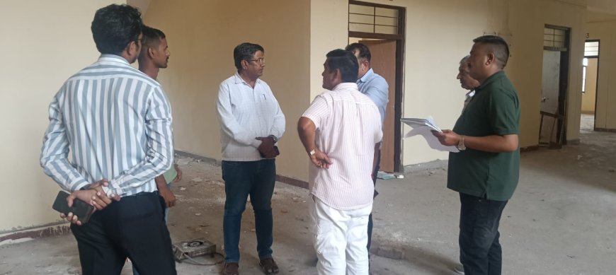 एसडीएम कुम्हार को औचक निरीक्षण में मिला महाविद्यालय का घटिया निर्माण,  ठेकेदार के स्टॉप को सुनाई खरी-खोटी , दिये आवश्यक निर्देश