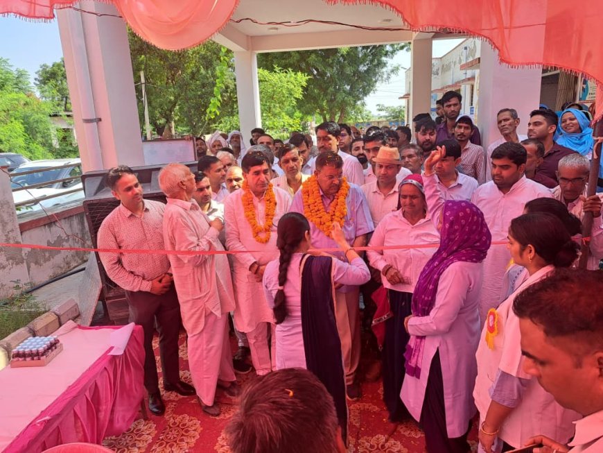 बिलाहेड़ी में क्रिकेट प्रतियोगिता का श्रीगणेश: रामहेत सिंह यादव ने किया उद्घाटन, खिलाड़ियों को दी शुभकामनाएँ