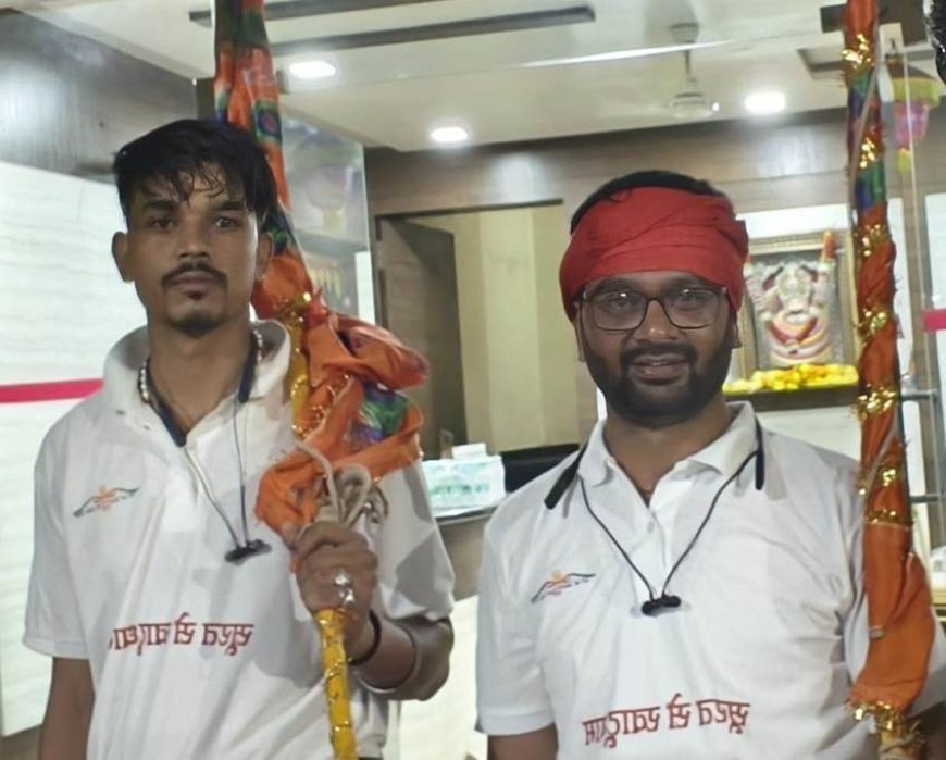 24 दिन में 891 किलोमीटर की पदयात्रा पुरी कर बाबा श्याम को खाटू नगरी पहुंचकर चढ़ाया निशान