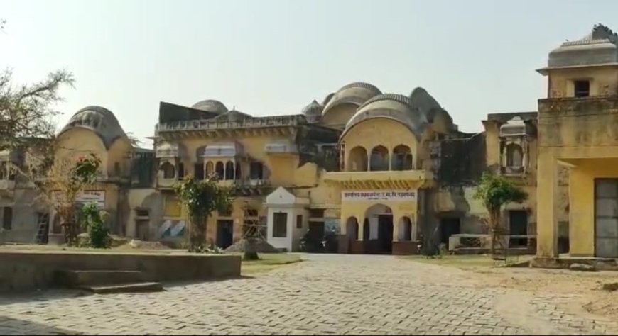 स्कूल से प्रिंसिपल का हुआ ट्रांसफर, अभिभावक नाराज बच्चों में रोष