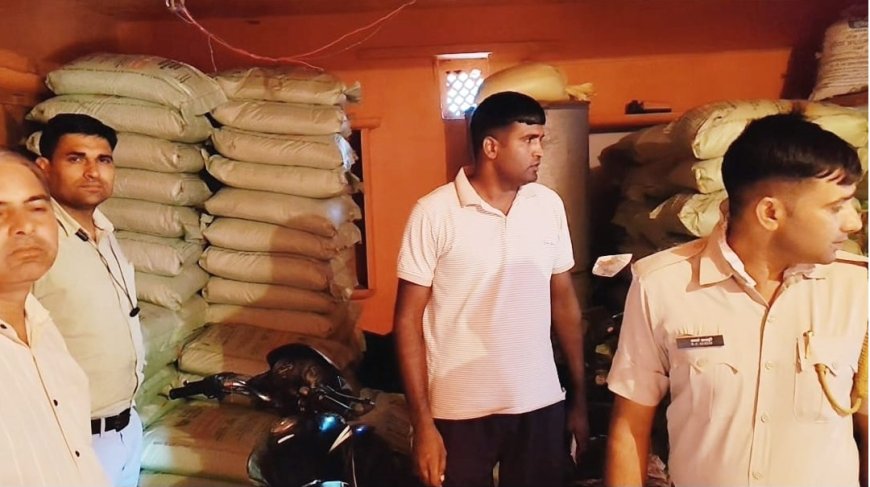 माईदपुर मंदिर में रखा मिला डीएपी,  कृषि विभाग ने मारा छापा: खाद का मालिक भी नहीं मिला