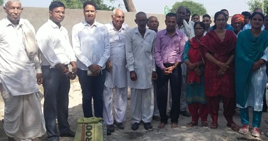 इंद्रजीत सिंह के प्रयासों से भगाना गाँव के विद्यालय भवन का कार्य पुनः हुआ प्रारम्भ,  ग्रामीणों में खुशी की लहर