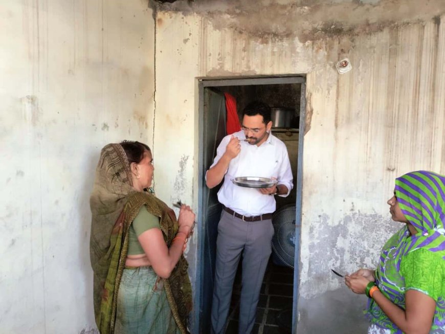 जिला कलक्टर ने किया मिड डे मील का आकस्मिक निरीक्षण