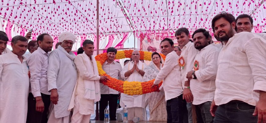 हमारे जीवन में धर्म का बहुत बड़ा महत्व है - बेढम