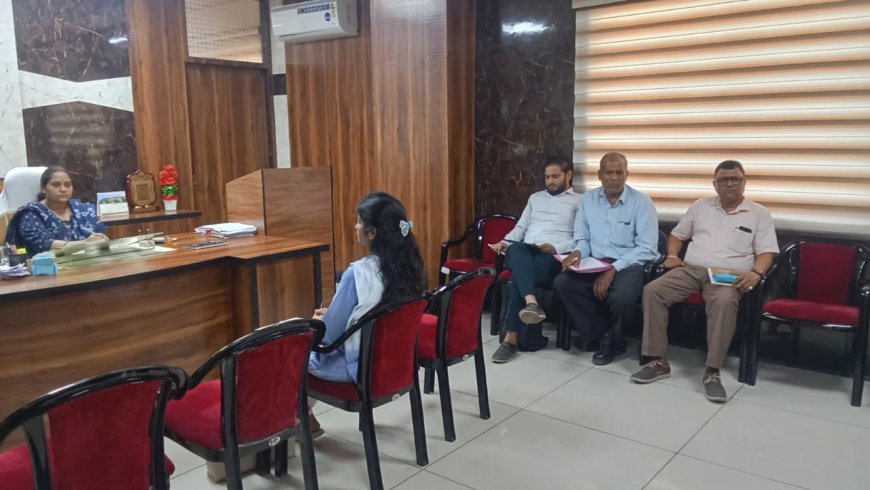 जिला स्तरीय बीमा समिति की बैठक का हुआ आयोजन,  बीमा क्लेम करने की प्रक्रिया को जन-जन तक पहुंचाएं-जिला कलेक्टर