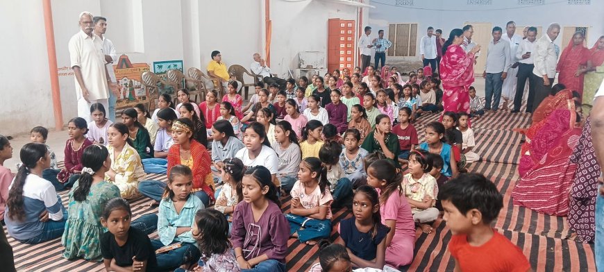 बालाजी मंदिर में  सेवा भारती ने किया  कन्या पूजन