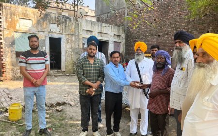 पंजाब पहुंची रामगढ़ टीम राहत खाद्य सामग्री लेकर व रुपए