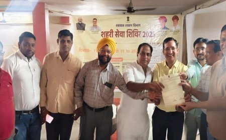 शहरी सेवा शिविर में लाभार्थियों को मिला स्वामित्व का हक, नगर परिषद ने जारी किए पट्टे