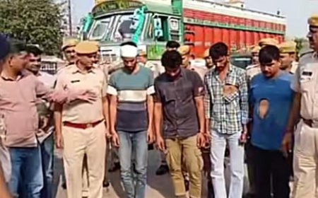 करण मल्होत्रा हत्या के चार  आरोपियों को किया गिरफ्तार :शिनाख्त परेड मौके पर भारी पुलिस जाप्ता रहा मौजूद