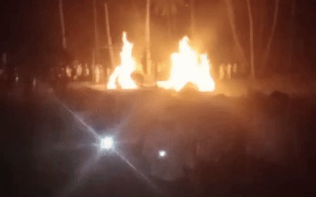 डूंगरपुर के पैतृक गांव में हुआ सास-बहू और बेटा का अंतिम संस्कार:अंतिम बार चेहरा तक नहीं देख पाए,सास-बहू और बेटा सहित 4 को ट्रेलर ने रौंदा था