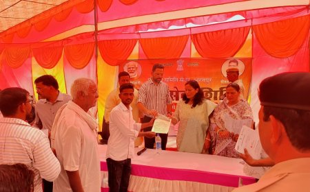 ग्राम पंचायत लुधावई में आयोजित ग्रामीण सेवा शिविर में ग्रामीणों को मिली योजनाओं की सौगात: संभागीय आयुक्त एवं जिला कलक्टर ने किया निरीक्षण