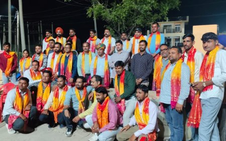 बिजली विभाग कर्मचारियों ने मनाया  दीपावली मिलन समारोह