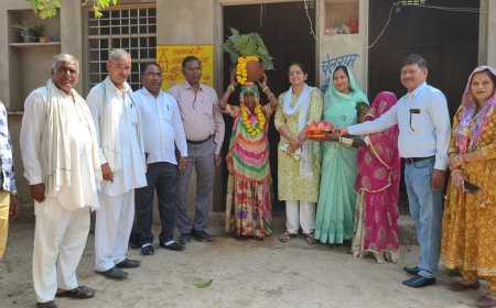 गोविंदगढ़ में 30 परिवारों को मिले नए मकानः धनतेरस पर प्रधानमंत्री आवास योजना के तहत हुआ गृह प्रवेश