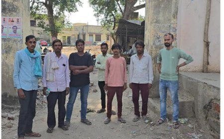 रामगढ़ थाना क्षेत्र मे पटाखे फोड़ने को लेकर दो पक्षों में विवाद:मारपीट का उल्हाना देने पर कुल्हाड़ी से हमले का आरोप