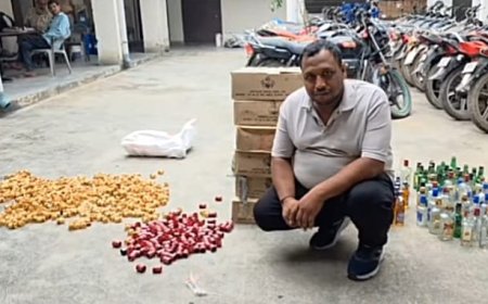 नकली राॅयल स्टैग शराब बनाकर बेचने वाला आरोपीआबकारी पुलिस के हत्थे चढ़ा गिरफ्तार