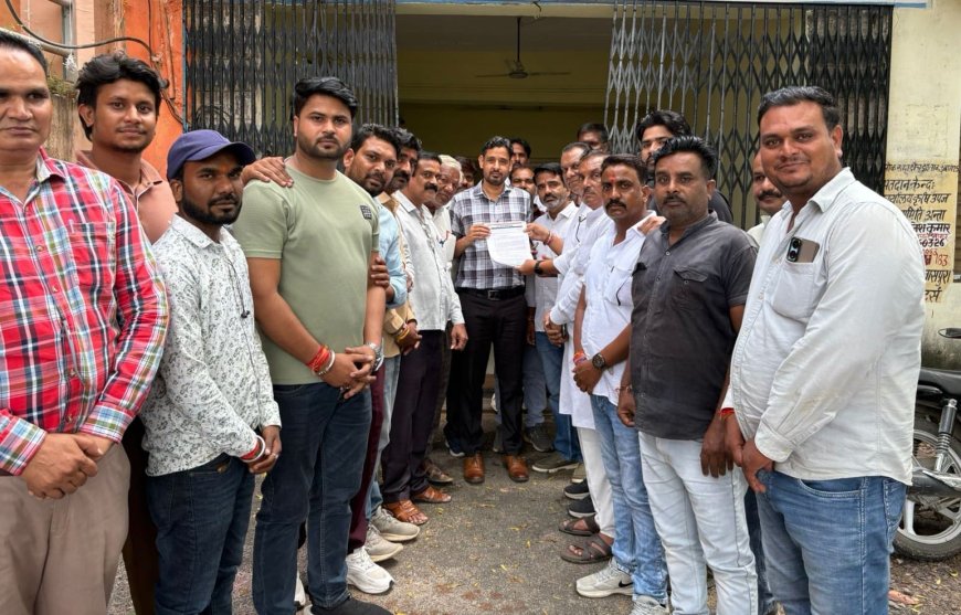 नगर कांग्रेस कमेटी अन्ता ने उपजिला कलेक्टर को सौंपा ज्ञापन, 20 मंदिरों के निर्माण कार्य पुनः प्रारंभ की मांग