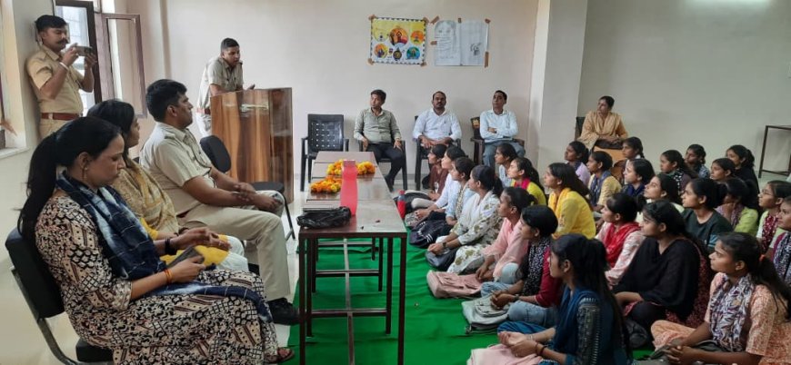 साइबर सुरक्षा से लेकर आत्मरक्षा तक राजकीय महाविद्यालय में विधार्थियों को मिला प्रशिक्षण