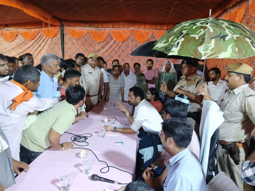 रुदावल रात्रि चौपाल में ग्रामीणों की समस्याओं का हुआ त्वरित समाधान ,जिला कलक्टर ने सुनी परिवेदनाएं