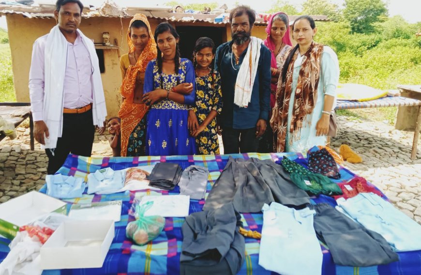 कोटकासिम के पत्रकार संजय बागड़ी ने गरीब परिवार की बालिकाओं को किए वस्त्र भेंट