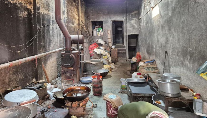 खेडली में खाद्य सुरक्षा विभाग की करवाईः शुद्ध आहार मिलावट पर वार' अभियान के तहत कई दुकानों से लिए सैंपल