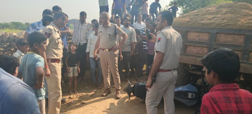 डीएसपी की दबिश से बजरी माफियाओं में हड़कंप, शक्करगढ़ में 4 ट्रैक्टर जब्त